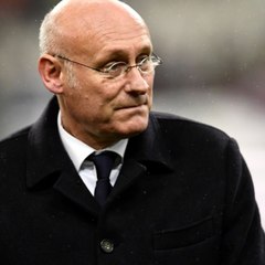 VOICI social - Bernard Laporte placé en garde à vue dans une affaire de conflit d’intérêts