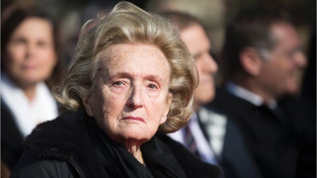 VOICI - Bernadette Chirac pas au mieux de sa forme : une proche donne des nouvelles peu rassurantes