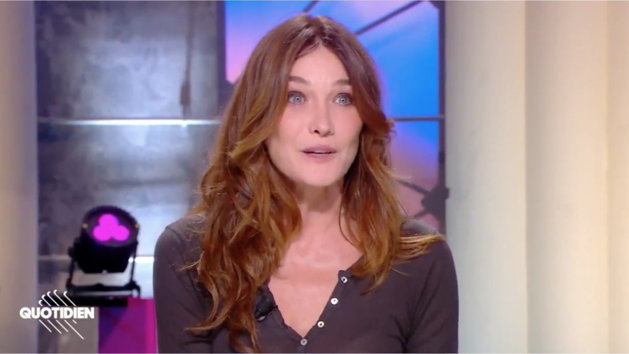 VOICI - Carla Bruni : ses confidences surprenan...