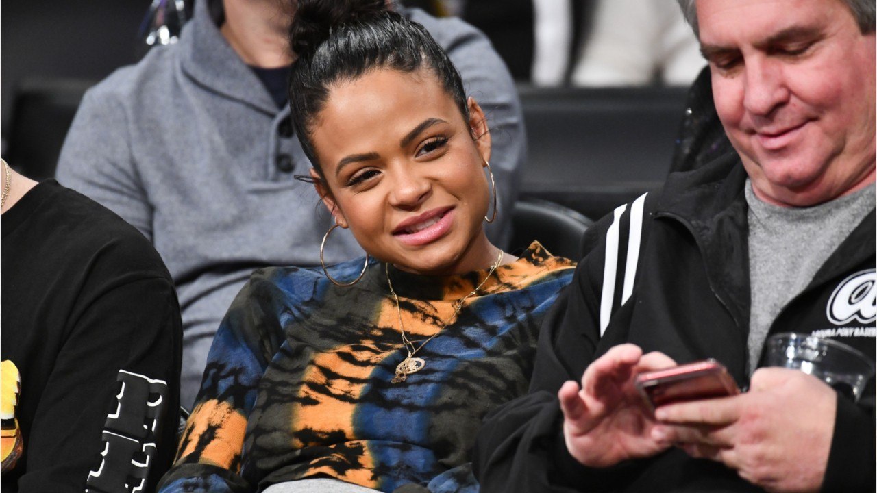 Voici - PHOTO Christina Milian sexy en lingerie, elle affiche son corps de rêve 2 mois après son accouchement