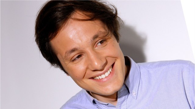 VOICI : The Voice 2021 : Vianney évoque des scènes coupées au montage par TF1