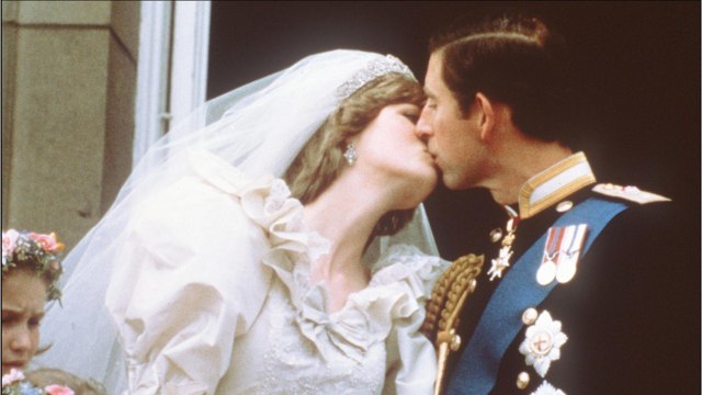 VOICI La princesse Diana aurait eu des doutes dès le jour de son mariage avec le prince Charles