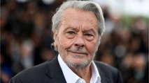 VOICI - Comment va Alain Delon ? Son fils Alain Fabien donne des nouvelles de son état de santé