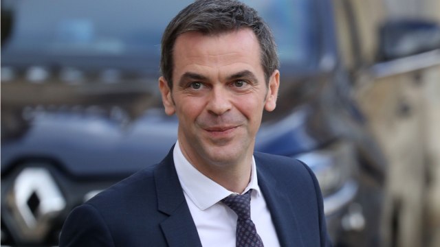 VOICI - Olivier Véran séparé de sa femme : qui est sa compagne Coralie Dubost ?