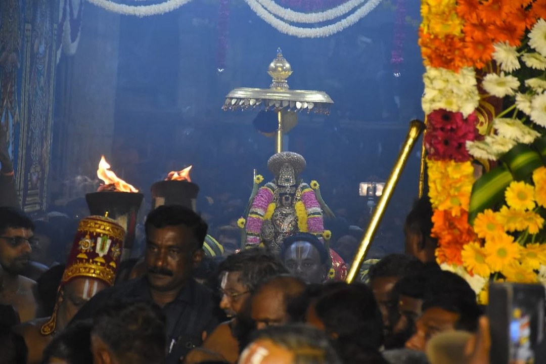 ஶ்ரீரங்கம் சொர்க்க வாசல் திறப்பு | Live Video