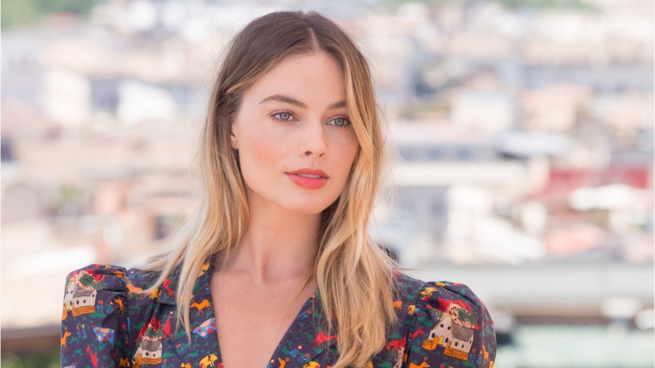 VOICI - Margot Robbie révèle avoir écrit une lettre à Quentin Tarantino pour être dans un de ses films