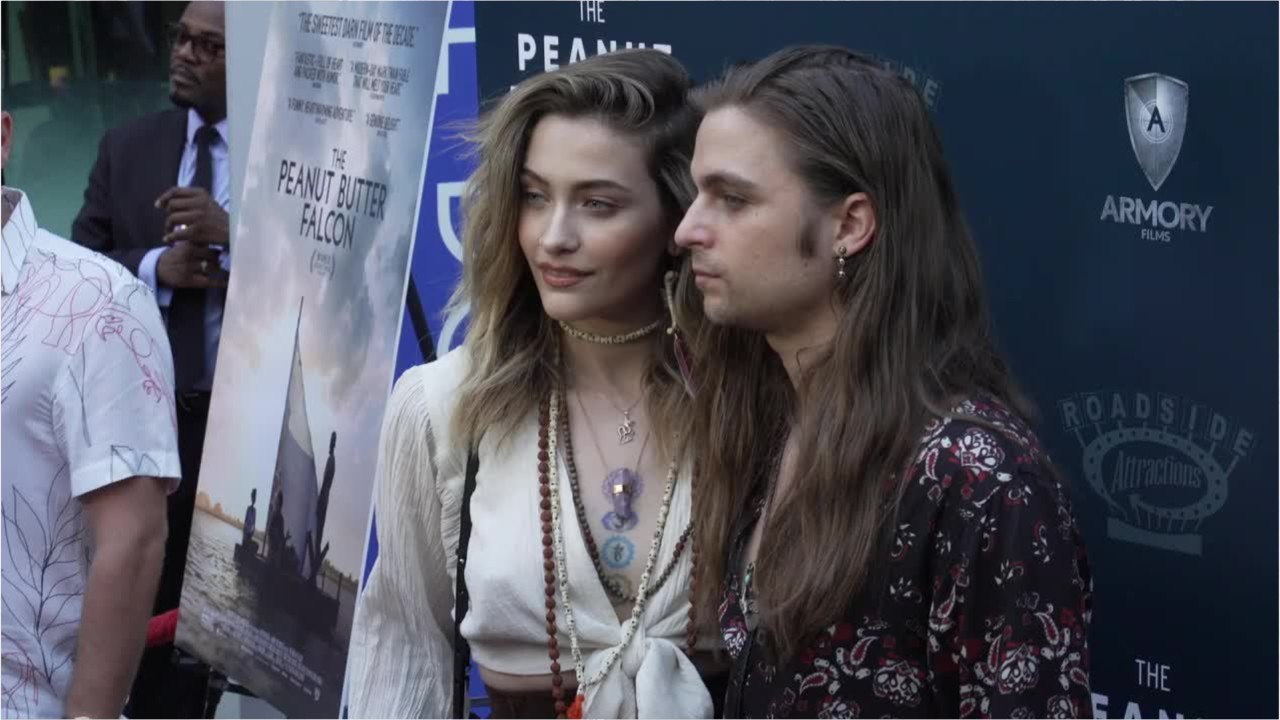 Voici - PHOTO Paris Jackson : cet étrange message en référence à son enfance avec Michael Jackson
