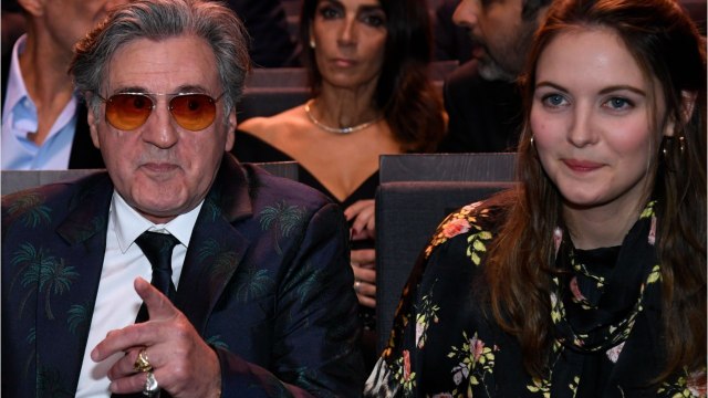 VOICI-PHOTO César 2020 : Daniel Auteuil soutenu par sa femme et sa fille Nelly pendant la cérémonie