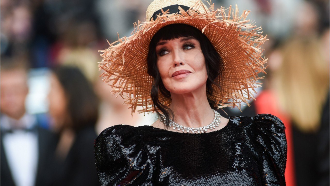 VOICI - L’été meurtrier : Isabelle Adjani et Alain Souchon ne devaient pas jouer dans le film de Jean Becker