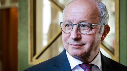 VOICI-Laurent Fabius : quatre mois après son fils, il est victime d'un cambriolage