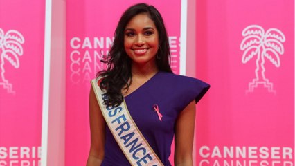 VOICI - Clémence Botino revient sur son année difficile de Miss France 2020