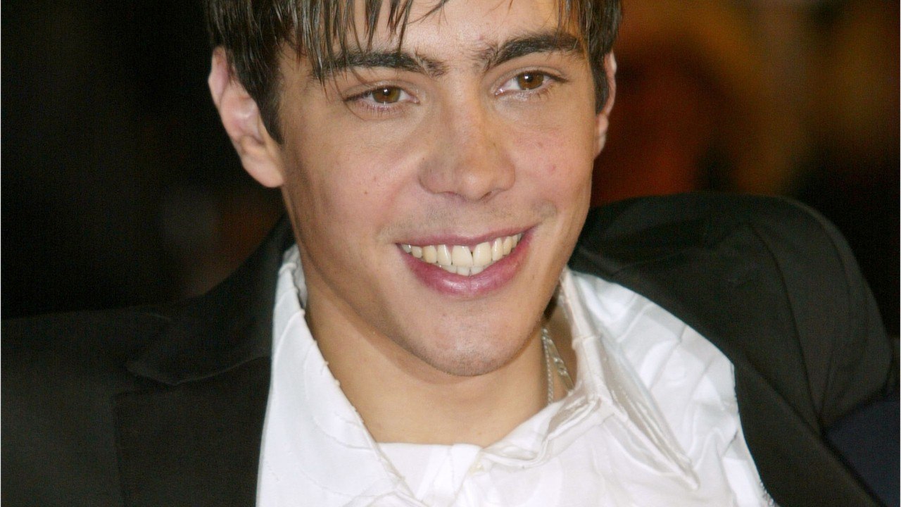 VOICI - Biopic Grégory Lemarchal : la réaction émouvante des parents du chanteur lorsqu’ils ont rencontré Mickaël Lumière