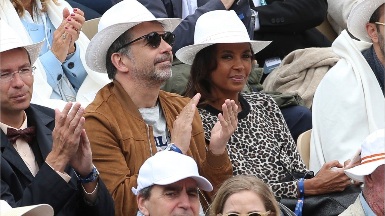 voici PHOTO Karine Le Marchand prend la pose pour une célèbre comédienne pendant ses vacances