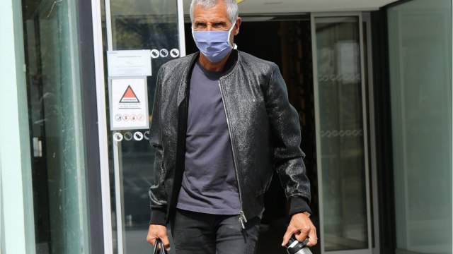 Voici - Nagui dépité : l'animateur adresse un tacle bien senti au gouvernement