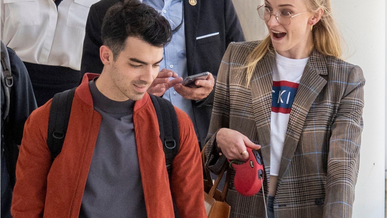 VOICI Sophie Turner et Joe Jonas en deuil :  le...