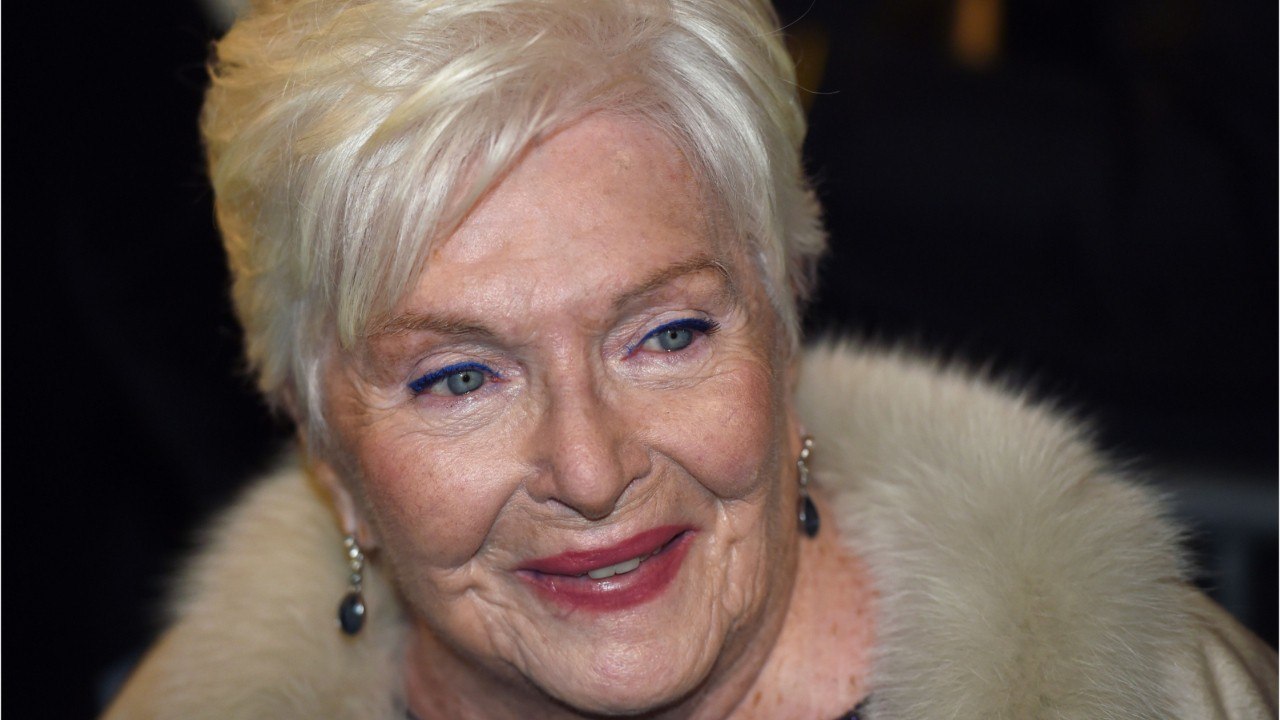 VOICI - PHOTO Line Renaud : sa photo avec Teddy Riner provoque la colère de certains internautes