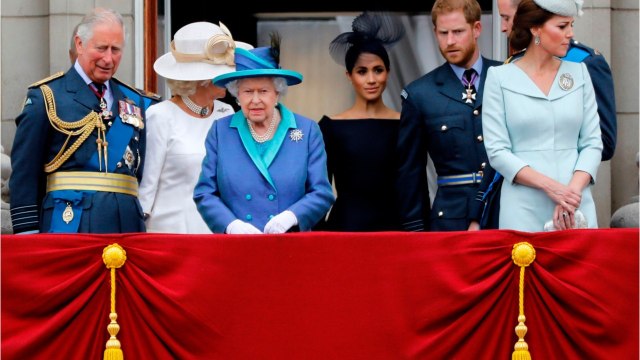 VOICI-Meghan et Harry pourront-ils être « indépendants financièrement ? Le personnel royal est sceptique