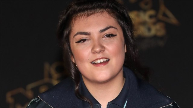 VOICI - Victoires de la musique 2020 : qui est Hoshi, une des révélations scène de l’année ?