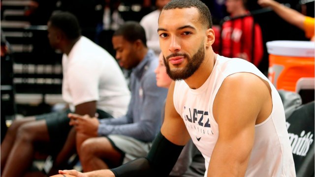 VOICI - Le basketteur français Rudy Gobert testé positif au Coronavirus : la saison de NBA interrompue !