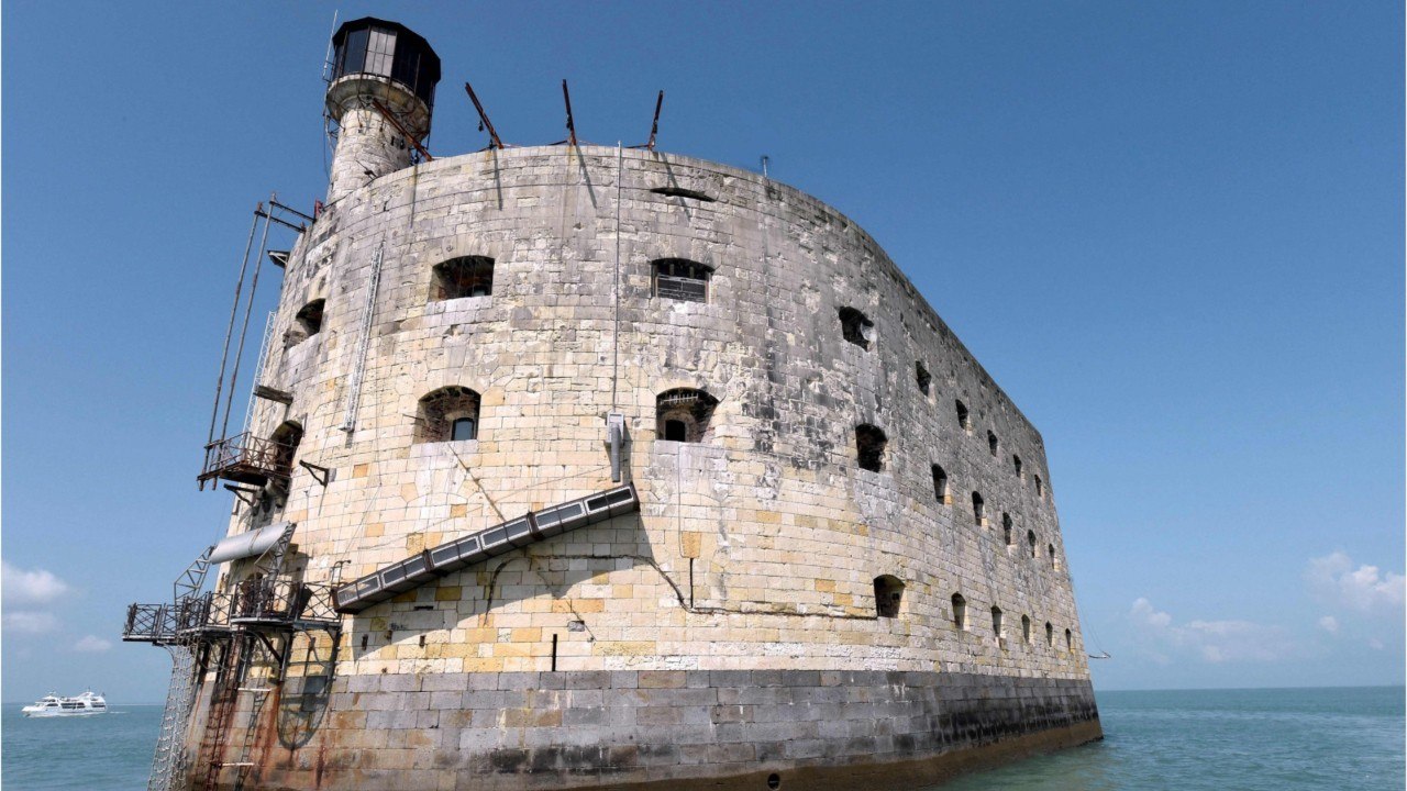 VOICI - Fort Boyard : cinq informations insolites sur les candidats du jeu de France 2