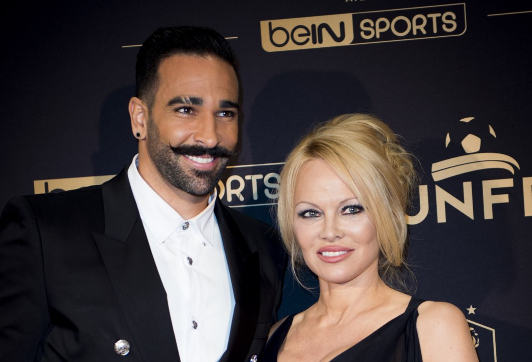 VOICI Pamela Anderson quitte Adil Rami : le footballeur « menait une double vie "