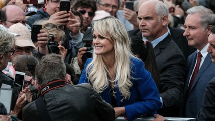VOICI Laeticia Hallyday à Toulouse : cette étrange demande des fans lors de l’hommage à Johnny