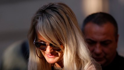 VOICI Laeticia Hallyday : ce geste fort qui en dit long sur sa relation avec Pascal Balland