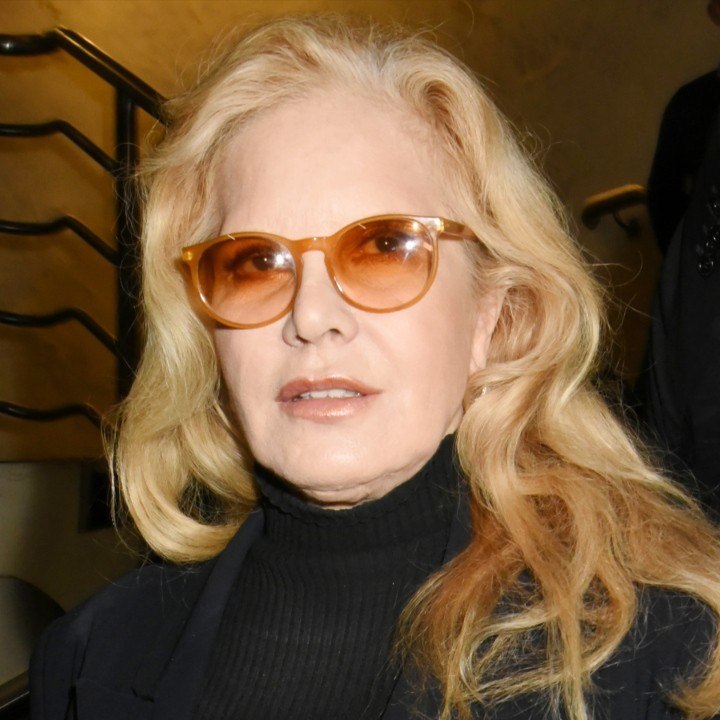 VOICI // SOCIAL - Sylvie Vartan : Ces Mots Pour Johnny Hallyday Qui Ont Émus Laura Et David