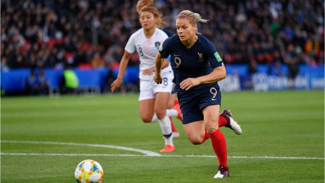 VOICI Coupe du monde : qui Florian, le fiancé d’Eugénie Le Sommer, attaquante des Bleues ?