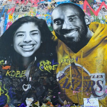 VOICI // SOCIAL - Mort De Kobe Bryant : Sa Femme Vanessa en Colère Refuse Toujours D'y Croire, Son Message Déchirant