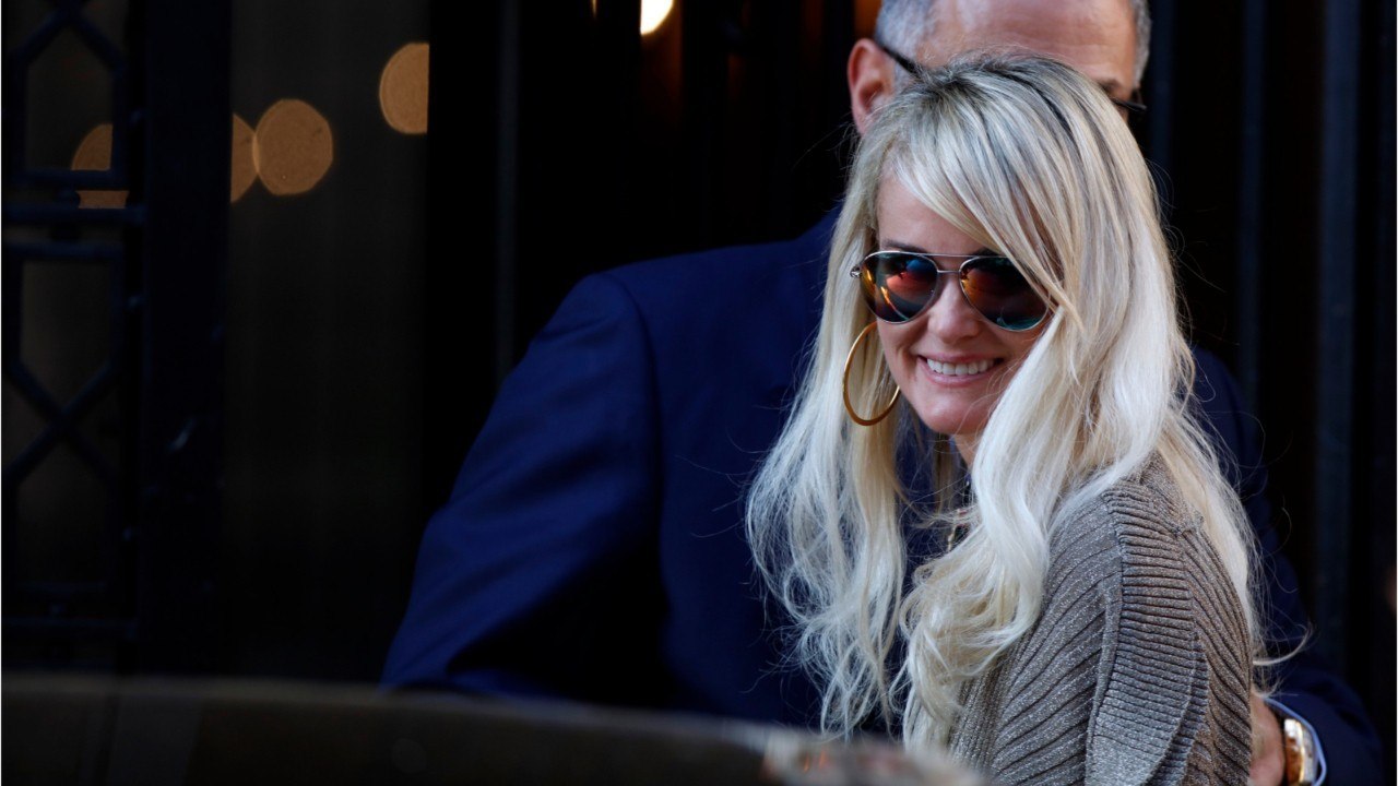 VOICI Esplanade Johnny Hallyday à Toulouse : voilà ce qui attend Laeticia Hallyday