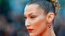 VOICI - Bella Hadid : seins nus, elle explique le secret de son bonheur