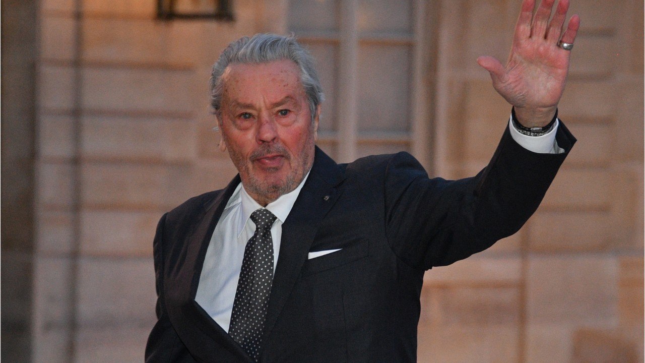 VOICI Alain Delon star du Festival de Cannes 2019 : il avait violemment critiqué l’événement