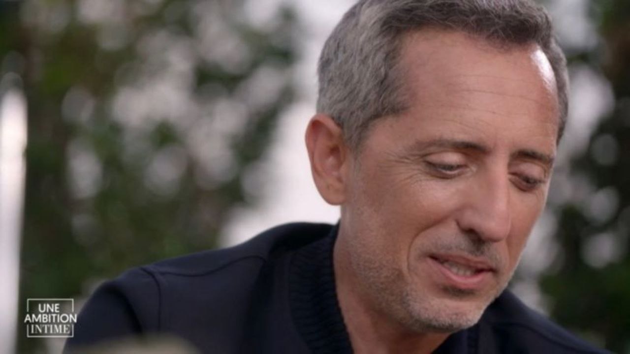 VOICI - "J'étais nerveux, j'avais peur", Gad Elmaleh raconte sa première fois