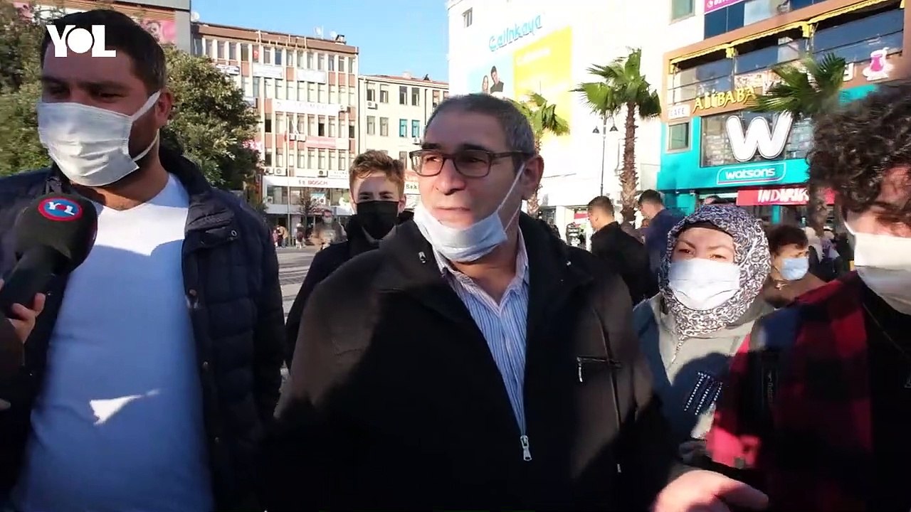 'Eskiden kuyruk vardı' diyenlere genç adam isyan etti: 2 yıl önce hıyar kuyruğuna girdiklerini unuttular mı?