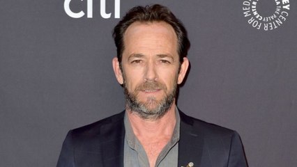 VOICI Luke Perry a été enterré dans le plus grand secret