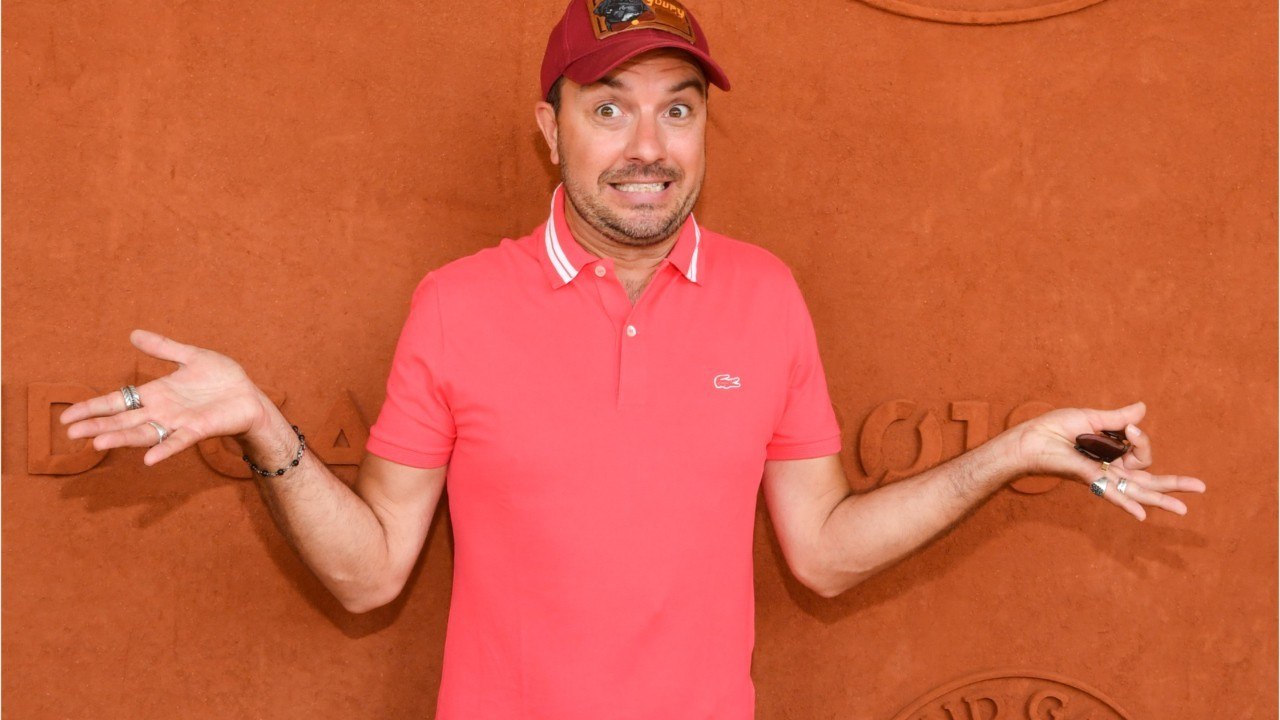 VOICI Jarry : ce petit moment de solitude dans la rue avec ses jumeaux de trois ans