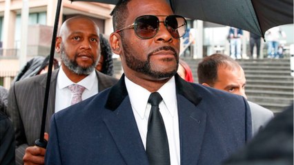 VOICI-R. Kelly accusé d'agressions sexuelles : des proches du rappeur arrêtés pour tentative d'intimidation