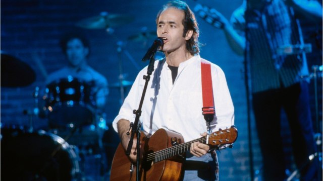 VOICI Jean-Jacques Goldman explique pourquoi il n’a pas voulu participer aux 30 ans des Enfoirés