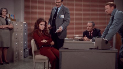 VOICI-Mort de l'acteur William Wintersole (Les feux de L'amour) à l'âge de 88 ans