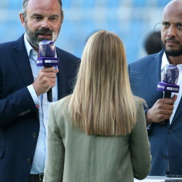 VOICI Edouard Philippe nostalgique de Matignon ? Les étonnantes révélations de ses proches (1)