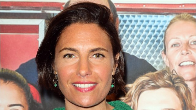 VOICI - Mask Singer : agacée par les critiques sur le casting, Alessandra Sublet monte au créneau