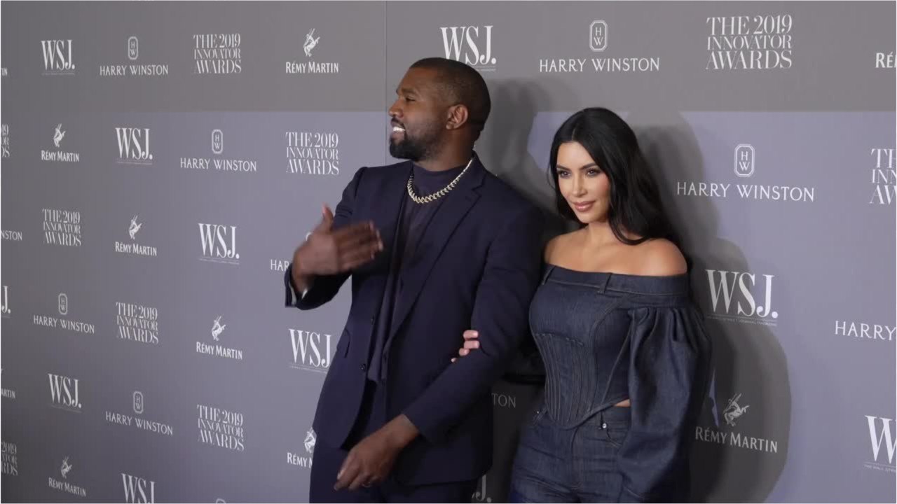VOICI- Kim Kardashian et Kanye West : pour leur entourage "ils iront jusqu'à la présidence des Etats-unis"