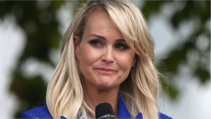 VOICI - Laeticia Hallyday embarrassée : son grand moment de solitude lors d’une virée shopping