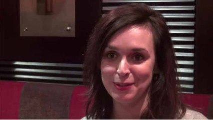 VOICI - Ça ne sortira pas d’ici : qui est Jennie-Anne Walker, la remplaçante de Nicole Ferroni ?