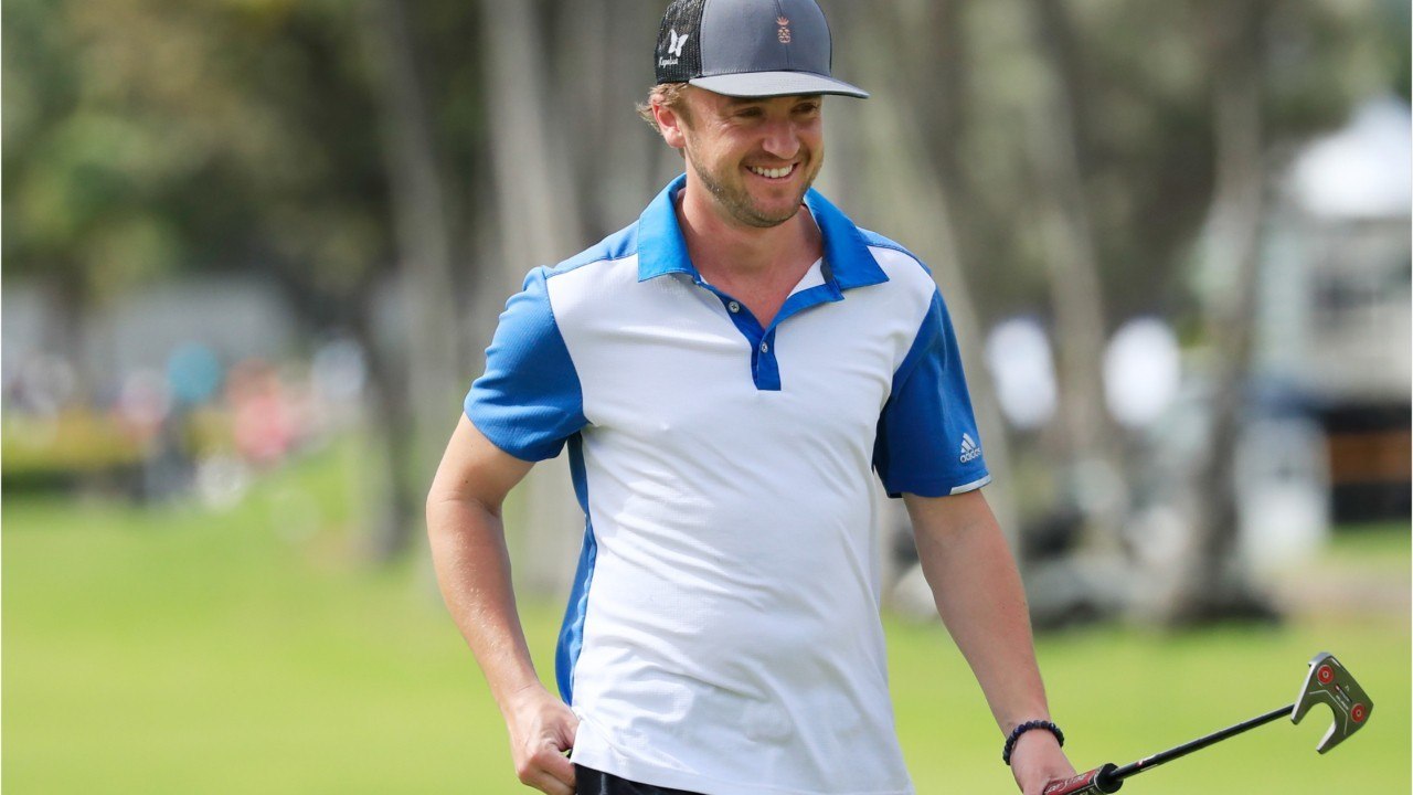 VOICI - Tom Felton (Harry Potter) : le prix exorbitant de ses dédicaces vidéo à ses fans