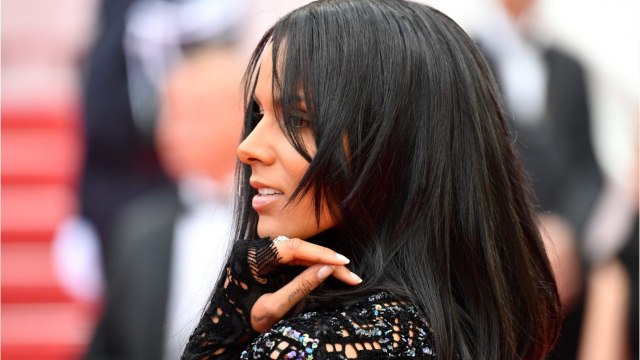 voici PHOTO Shy’m s’affiche au naturel : son air juvénile bluffe les internautes