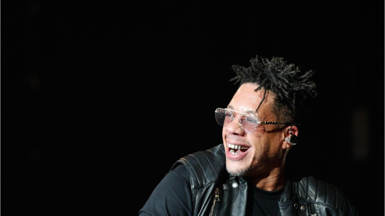 VOICI - JoeyStarr s’attaque (encore) à Maître Gims et ça fait rire Elodie Frégé