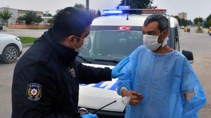 Tedavi gördüğü hastaneden hasta önlüğüyle kaçtı