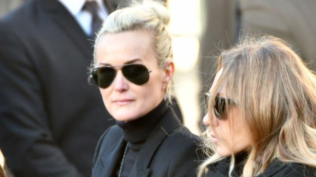 VOICI - Exclu – Voilà ce que Laeticia Hallyday est prête à céder à Laura Smet, c’est énorme !
